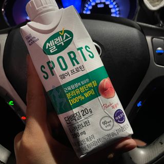 셀렉스스포츠 셀렉스 스포츠 웨이 프로틴 복숭아_ 330ml x 12팩 — 5점을 준 리뷰어가 2021년 7월 올린 사용 사진