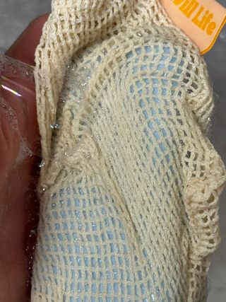 (인스타X) 윌라이프 아이스 멘톨(자사몰) 클린 샤워바 샴푸바 150g+거품망 — 5점을 준 리뷰어가 2024년 7월 올린 사용 사진