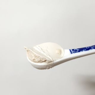 매일바이오 그릭요거트 오리지널 플레인 4개, 로스터리 커피믹스 4개 — 3점을 준 리뷰어가 2021년 12월 올린 사용 사진
