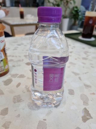 몽베스트 [MONTBEST] 330mL 20병 — 5점을 준 리뷰어가 2021년 10월 올린 사용 사진
