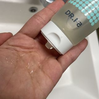닥터에프파이브 젤리스크럽 소프트 클렌징폼 120ml — 4.5점을 준 리뷰어가 2022년 6월 올린 사용 사진