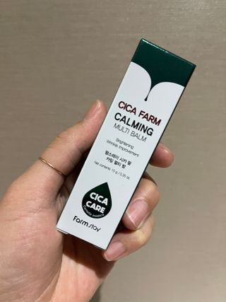 팜스테이 시카 팜 카밍 멀티 밤 — 5점을 준 리뷰어가 2022년 4월 올린 사용 사진