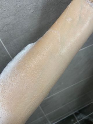 [닥터문] 센텔라 시카케어 화이트머스크 바디워시 1000ml — 4.5점을 준 리뷰어가 2024년 8월 올린 사용 사진