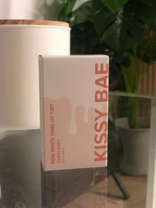 KISSY BAE 키시베이 키시베이 리얼화이트 톤업틴트 — 5점을 준 리뷰어가 2021년 7월 올린 사용 사진
