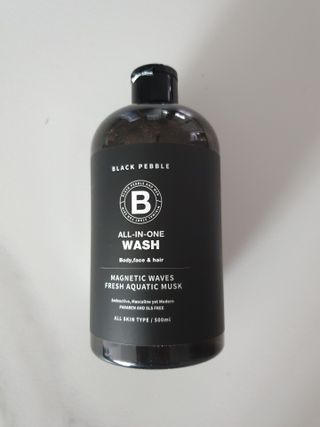 블랙페블 올인원 워시 마그네틱 웨이브 500ml — 3점을 준 리뷰어가 2021년 5월 올린 사용 사진