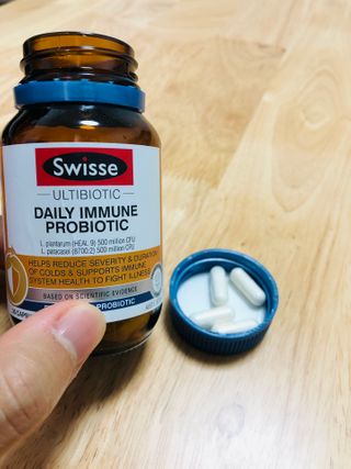 Swisse 스위스 데일리 이뮨 프로바이오틱스 10억, 30정 — 5점을 준 리뷰어가 2021년 2월 올린 사용 사진