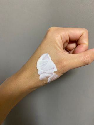 바노바기 코스메틱 바노바기 밀크씨슬 리페어 시카 선스크린 플러스 50ml — 5점을 준 리뷰어가 2023년 3월 올린 사용 사진