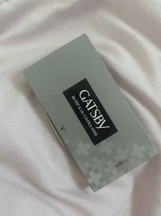 [갸스비] 메이크업은 그대로, 피지만 쏙 - BB킵 오일컨트롤 파우더 페이퍼 — 5점을 준 리뷰어가 2021년 7월 올린 사용 사진