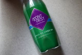 몽베스트 Montbest with Sparkling water Plain 20병 — 5점을 준 리뷰어가 2021년 11월 올린 사용 사진