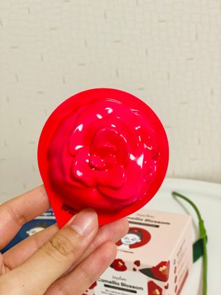 제주인디 카멜리아 블러썸 바이오셀룰로오스 마스크팩 — 4점을 준 리뷰어가 2021년 10월 올린 사용 사진