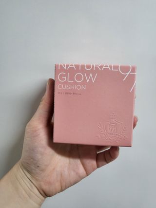 [크리스앤릴리] 내츄럴 글로우 97쿠션 — 5점을 준 리뷰어가 2022년 10월 올린 사용 사진