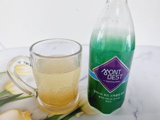 몽베스트 Montbest with Sparkling water Plain 20병 — 5점을 준 리뷰어가 2022년 8월 올린 사용 사진