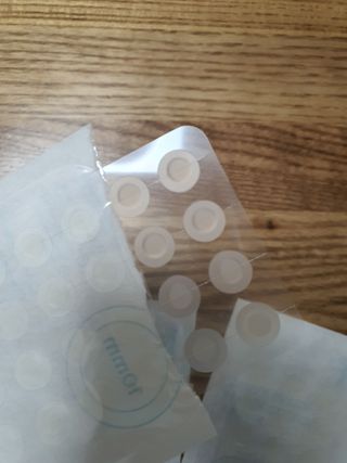 소담스퀘어 상암 디팩코퍼레이션 놀라아워 비건 하이드로콜로이드 클리어 패치 — 5점을 준 리뷰어가 2022년 12월 올린 사용 사진