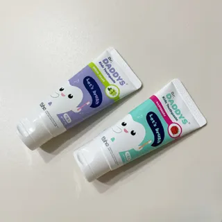 닥터데디스 안심저불소 키즈치약 (라즈베리, 청포도향 중 택 1) 60g +  여행용 미니 치약 15g — 5점을 준 리뷰어가 2022년 11월 올린 사용 사진