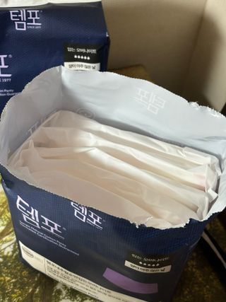 N[템포 ] 패드 내추럴 순면 입는 오버나이트 5P * 2개 — 5점을 준 리뷰어가 2024년 1월 올린 사용 사진