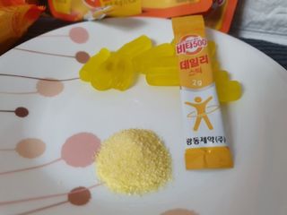 광동생활건강 [광동] 비타500데일리스틱 70포+쇼핑백+구미3개 — 5점을 준 리뷰어가 2021년 12월 올린 사용 사진