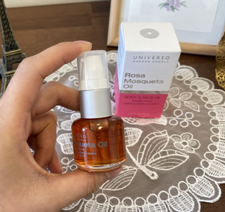 유니베르소 로즈힙 오일 15ml — 5점을 준 리뷰어가 2021년 4월 올린 사용 사진