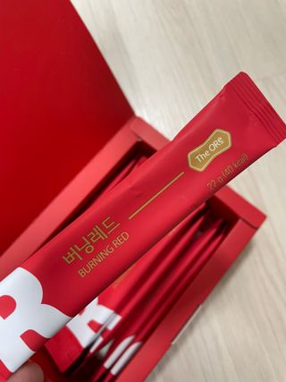 디오르 버닝레드 — 5점을 준 리뷰어가 2022년 1월 올린 사용 사진