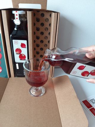 [바이윙클] 페르시아 유기농 석류 착즙주스 750ml 2병 + 선물박스 세트 — 5점을 준 리뷰어가 2022년 2월 올린 사용 사진