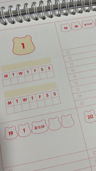 리훈 2023년 곰부 체크리스트 위클리 다이어리 — 5점을 준 리뷰어가 2022년 11월 올린 사용 사진