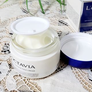록타비아 Artisan Complete Face Cream — 5점을 준 리뷰어가 2023년 11월 올린 사용 사진