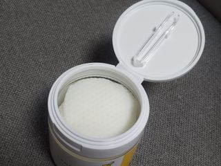 랑벨 비타 에너지 잡티 앰플 패드 65매 (투명하고 밝은 얼굴 광채패드) — 3점을 준 리뷰어가 2022년 6월 올린 사용 사진