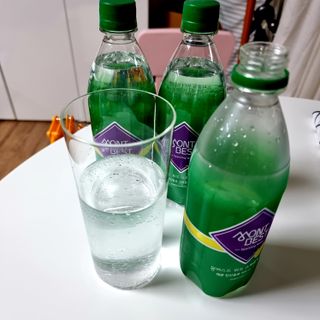 몽베스트 Montbest with Sparkling water Lemon OR Lime 20병(랜덤) — 5점을 준 리뷰어가 2021년 10월 올린 사용 사진