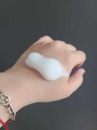 아이디플라코스메틱 아이디 브이로직 마이너스 필링 토너 110ml — 5점을 준 리뷰어가 2022년 5월 올린 사용 사진