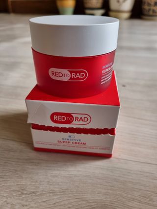 레드투래드 센서티브 슈퍼 크림 50ml — 5점을 준 리뷰어가 2021년 11월 올린 사용 사진