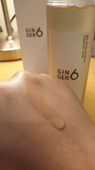 GINGER6 라이크 화이트 블라썸 에센스 토너 — 3점을 준 리뷰어가 2021년 11월 올린 사용 사진