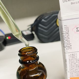 더마 사이언스 비타민 CCC 앰플 기미 브라이트닝 세럼 30ml — 5점을 준 리뷰어가 2021년 8월 올린 사용 사진
