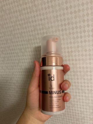 아이디플라코스메틱 아이디 브이로직 마이너스 필링 토너 110ml — 5점을 준 리뷰어가 2022년 1월 올린 사용 사진