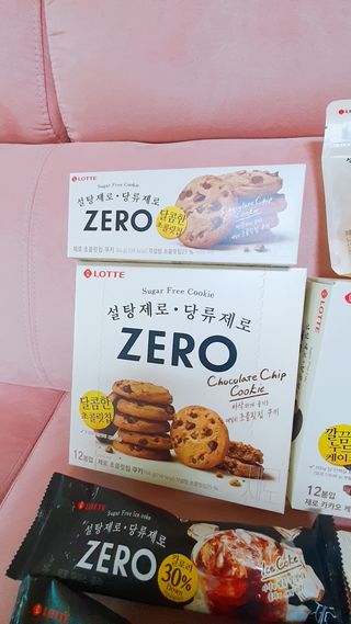 ZERO (초콜릿 칩 쿠키, 카카오 케이크, 후르츠 젤리, 아이스 콜라, 아이스 초코바) — 5점을 준 리뷰어가 2022년 6월 올린 사용 사진