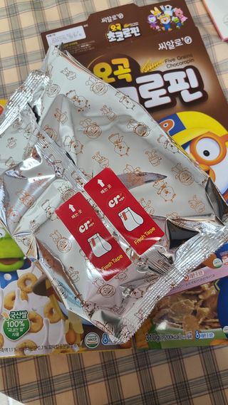 씨알푸드 뽀로로 시리얼 3종 — 5점을 준 리뷰어가 2022년 2월 올린 사용 사진