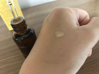 스킨큐어 산다화 비타민c 화이트닝 에센스 30ml — 5점을 준 리뷰어가 2023년 7월 올린 사용 사진