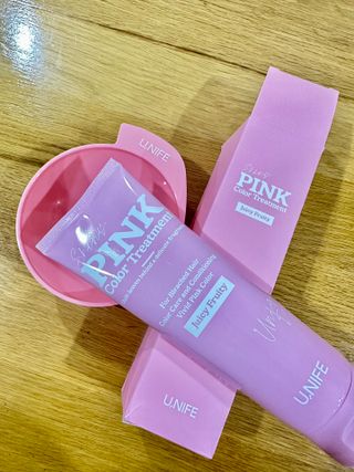 [유니프] 헤어 샤이니 핑크 컬러 트리트먼트240g — 4점을 준 리뷰어가 2023년 11월 올린 사용 사진