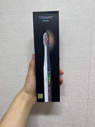 트로마츠 심플 미세전류 칫솔 — 3.5점을 준 리뷰어가 2022년 5월 올린 사용 사진