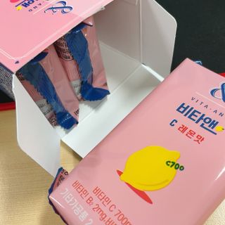 비타앤C 레몬맛, 망고맛 — 5점을 준 리뷰어가 2021년 6월 올린 사용 사진