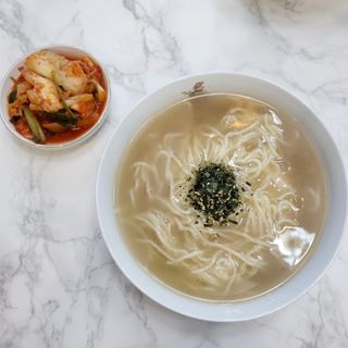 [한면원] 잔치국수 2인분 — 5점을 준 리뷰어가 2022년 7월 올린 사용 사진