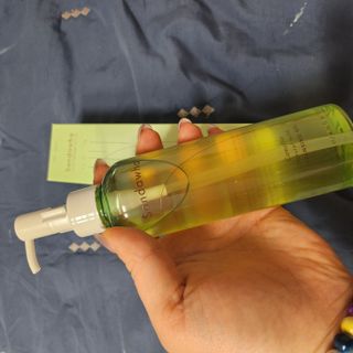 스킨큐어 산다화 순한 클렌징 동백 오일 200ml — 5점을 준 리뷰어가 2023년 4월 올린 사용 사진