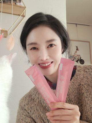 주식회사 얼굴반쪽 [얼굴반쪽 가르시니아 2,800mg] x 14포 1주 젤리 다이어트 보조제 체지방감소 — 5점을 준 리뷰어가 2021년 11월 올린 사용 사진