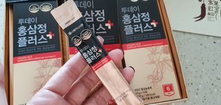 서울약사신협_투데이홍삼정플러스스틱_10g x 30포 — 5점을 준 리뷰어가 2021년 2월 올린 사용 사진