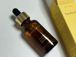 스킨큐어 산다화 비타민c 화이트닝 에센스 30ml — 3.5점을 준 리뷰어가 2023년 9월 올린 사용 사진