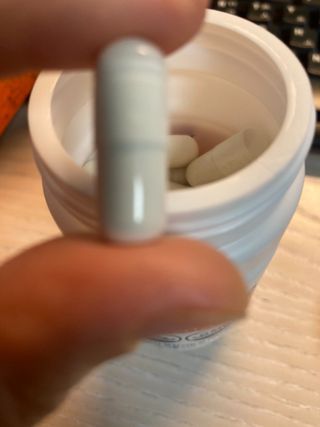 프리마인 성큼다가온 봄, 이너뷰티를 챙겨야 피부도 화사하게, 컨디션도 활기차게. 흡수율을 높인 고효율 비타민. — 5점을 준 리뷰어가 2022년 11월 올린 사용 사진