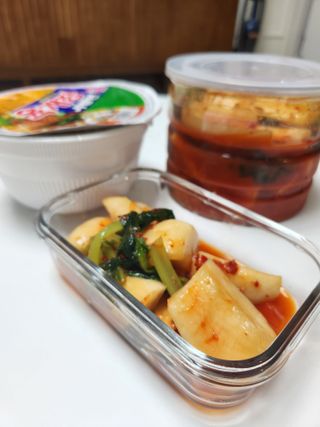 셰프애찬 알타리김치 총각김치 1kg — 5점을 준 리뷰어가 2022년 10월 올린 사용 사진