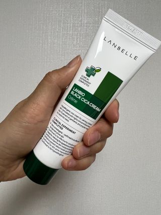 랑벨 랑바이오 블랙 시카 크림 50ml(블랙비 프로폴리스, 시카 4종, 판테놀 10 함유) — 5점을 준 리뷰어가 2022년 6월 올린 사용 사진