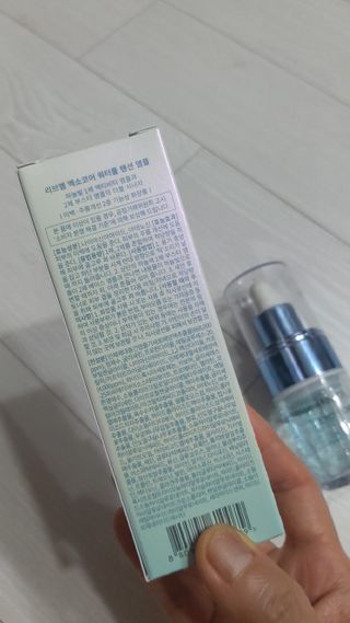 나우 [리브엠] 화해 1등 수분앰플 , 엑소코어 워터풀 텐션 앰플 — 5점을 준 리뷰어가 2023년 7월 올린 사용 사진