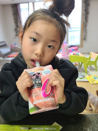 ORIHIRO 오리히로 곤약젤리 제로칼로리 130g 4종 4팩(맛별로 1팩씩) — 5점을 준 리뷰어가 2023년 3월 올린 사용 사진