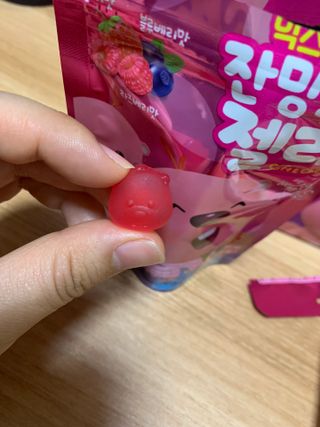 [팔도] 잔망루피젤리 믹스베리맛 42g 8개 — 5점을 준 리뷰어가 2022년 3월 올린 사용 사진