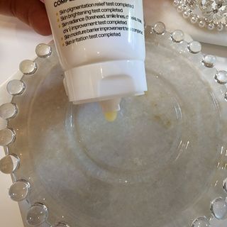 랑벨 비타 에너지 잡티 크림 75ml (피부 속 기미완화크림) — 5점을 준 리뷰어가 2022년 6월 올린 사용 사진